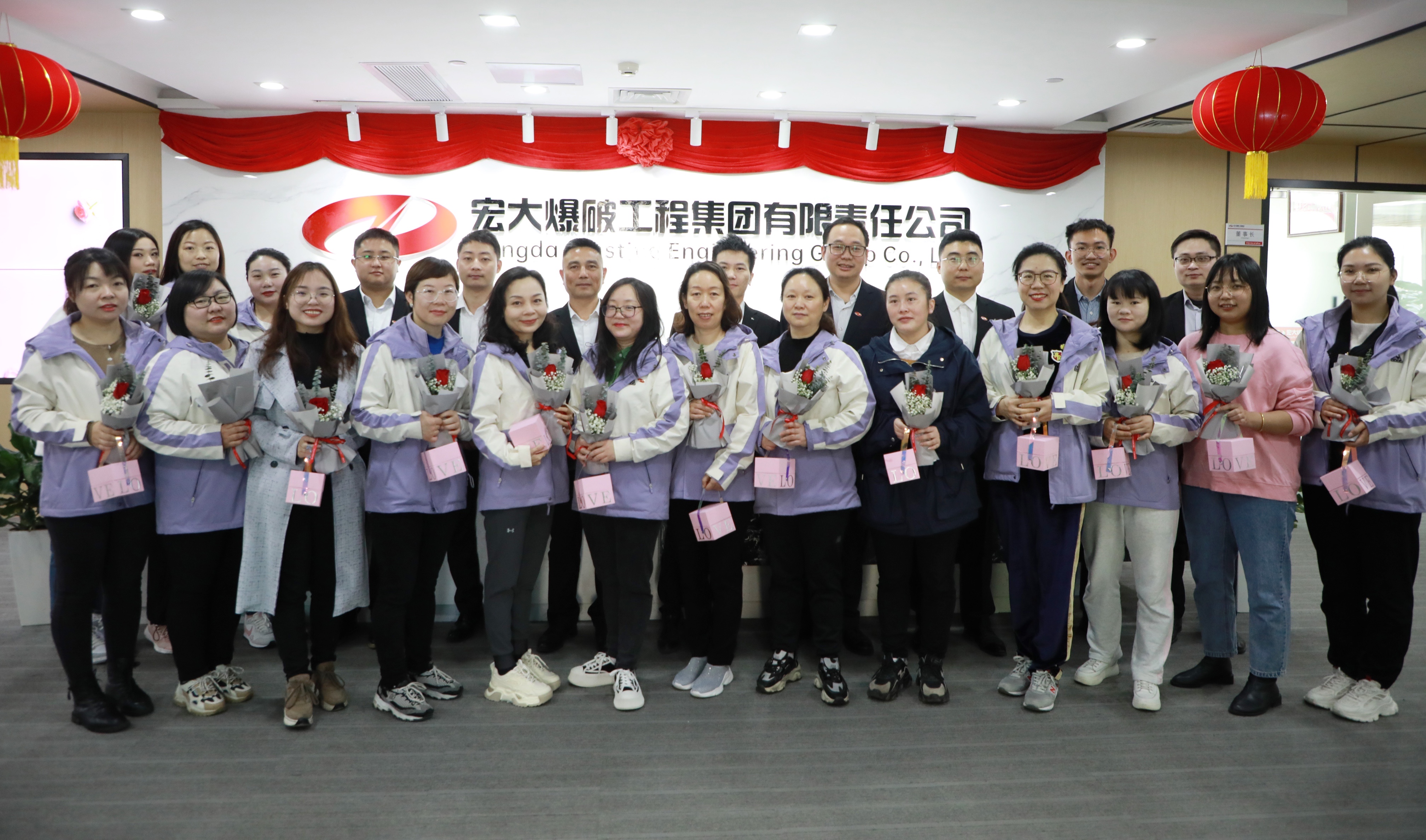 【良辰三八節(jié) 工程巾幗美】——為宏大工程女職工點(diǎn)贊、過節(jié)