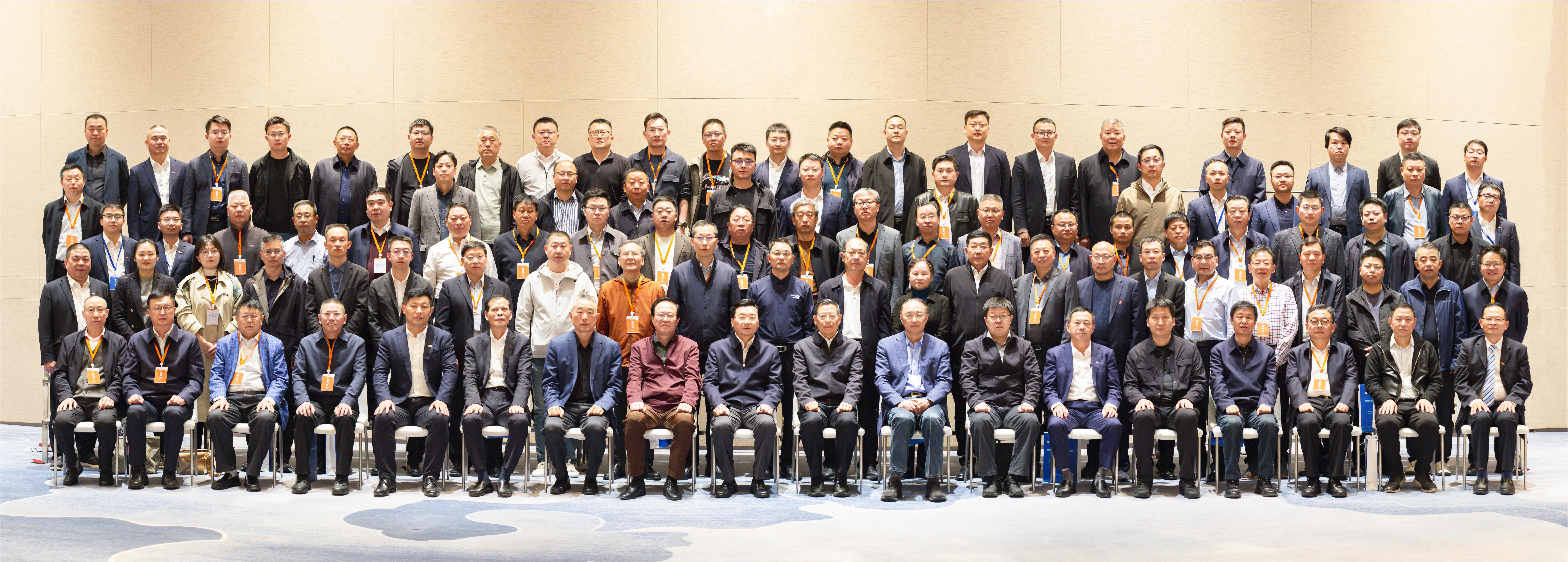 攜手共進(jìn) 同鑄輝煌|六位院士引領(lǐng)，共話爆破行業(yè)高質(zhì)量發(fā)展